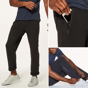 Men’s Lululemon Discipline workout pants SM